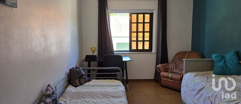 Maison T4 à Poiares (Santo André) de 214 m²