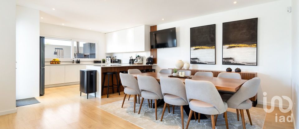 Moradia T4 em Setúbal (São Sebastião) de 397 m²