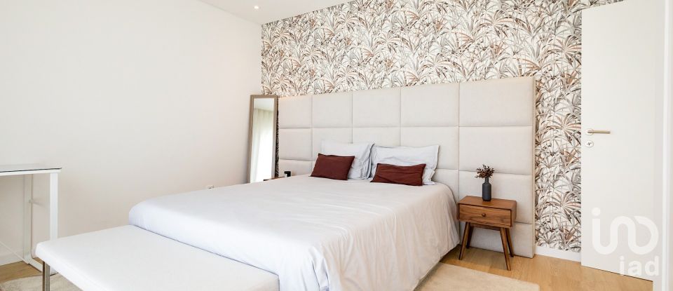 Moradia T4 em Setúbal (São Sebastião) de 397 m²