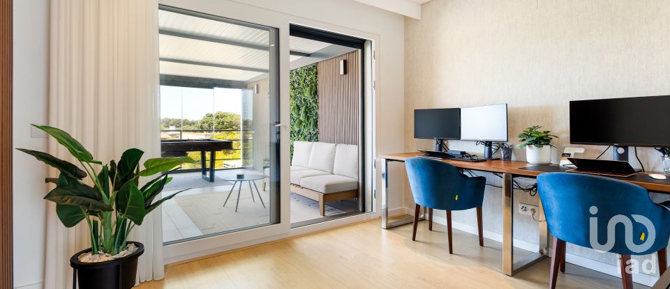 Moradia T4 em Setúbal (São Sebastião) de 397 m²