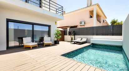 House T4 in Setúbal (São Sebastião) of 397 m²