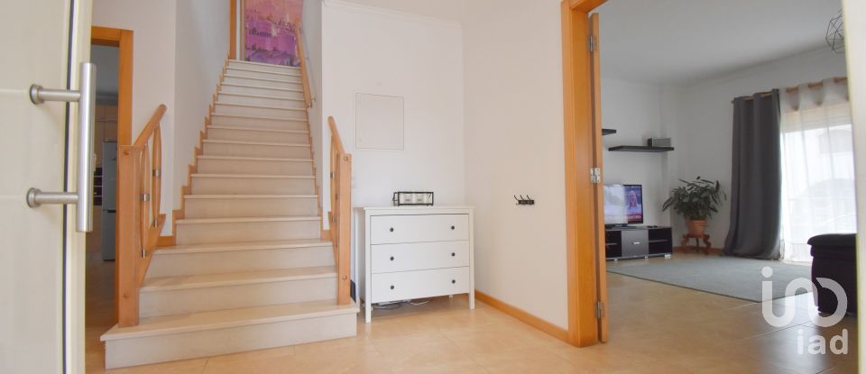 House T4 in Avelar of 258 m²