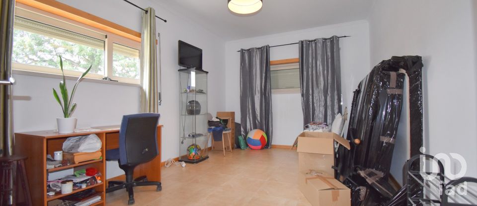House T4 in Avelar of 258 m²