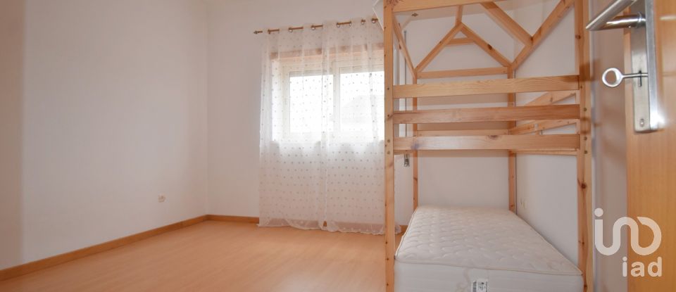 House T4 in Avelar of 258 m²