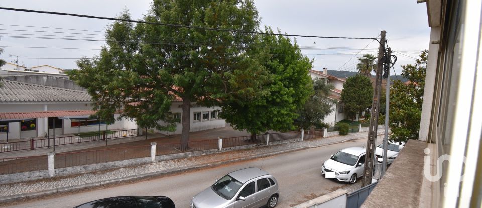 House T4 in Avelar of 258 m²