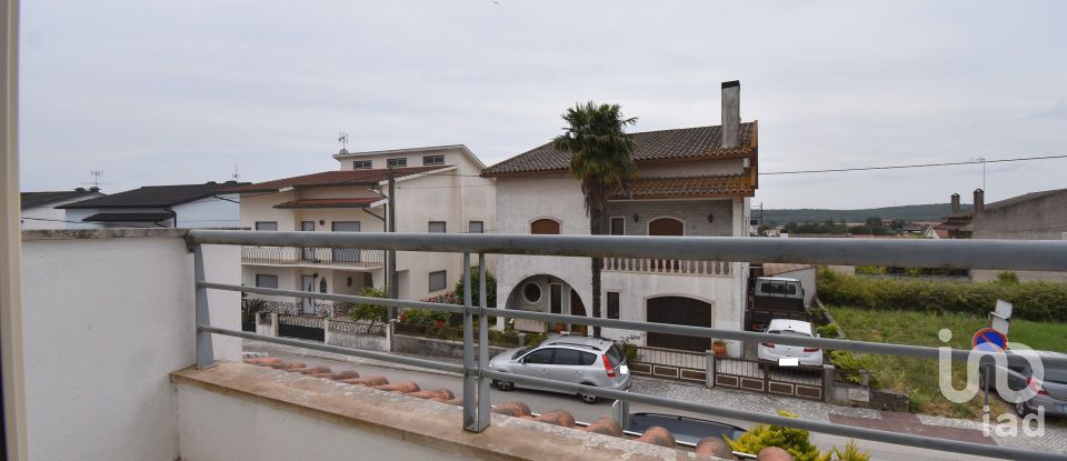 House T4 in Avelar of 258 m²