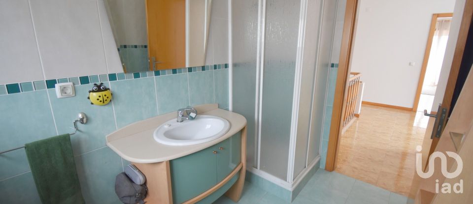 House T4 in Avelar of 258 m²