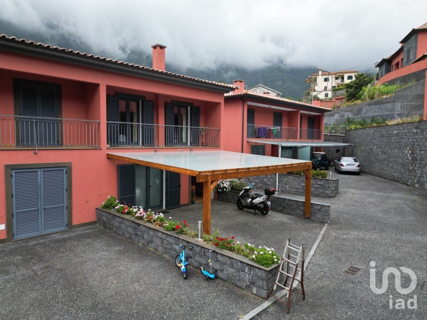 House T2 in São Vicente of 123 m²