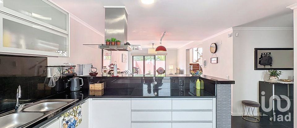 House T2 in São Vicente of 123 m²