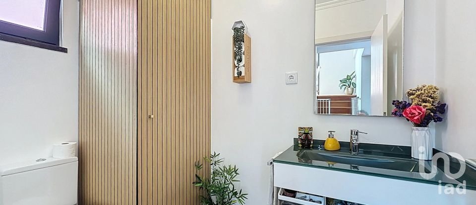 House T2 in São Vicente of 123 m²