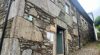 Maison T4 à Carvalhais e Candal de 275 m²