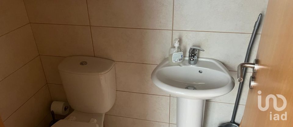 House T4 in Carvalhais e Candal of 275 m²