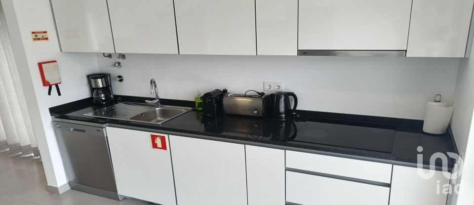 Moradia T3 em Tornada e Salir do Porto de 142 m²