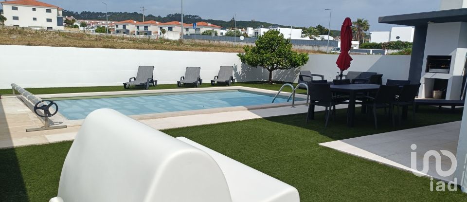 Moradia T3 em Tornada e Salir do Porto de 142 m²