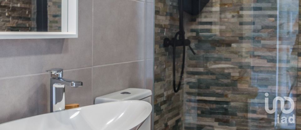 Block of flats in Cedofeita, Santo Ildefonso, Sé, Miragaia, São Nicolau e Vitória of 261 m²