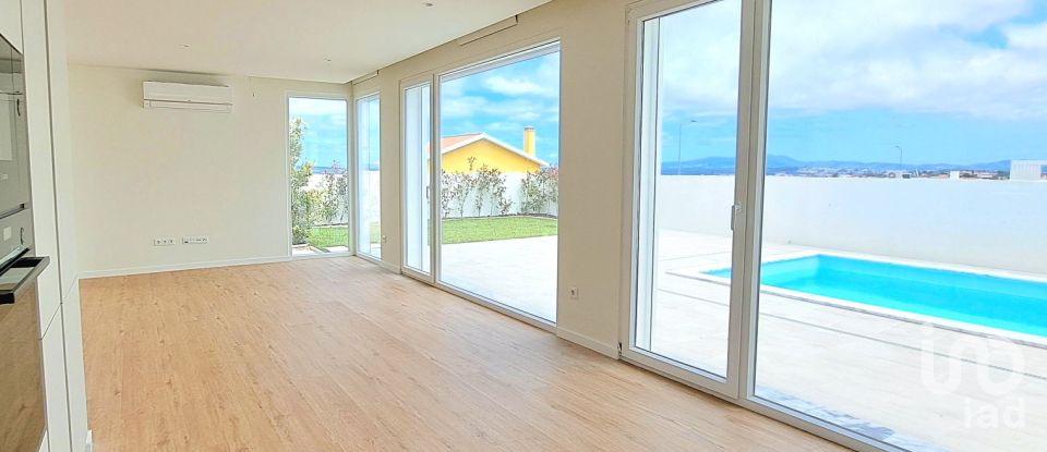 Moradia T3 em Lourinhã e Atalaia de 120 m²