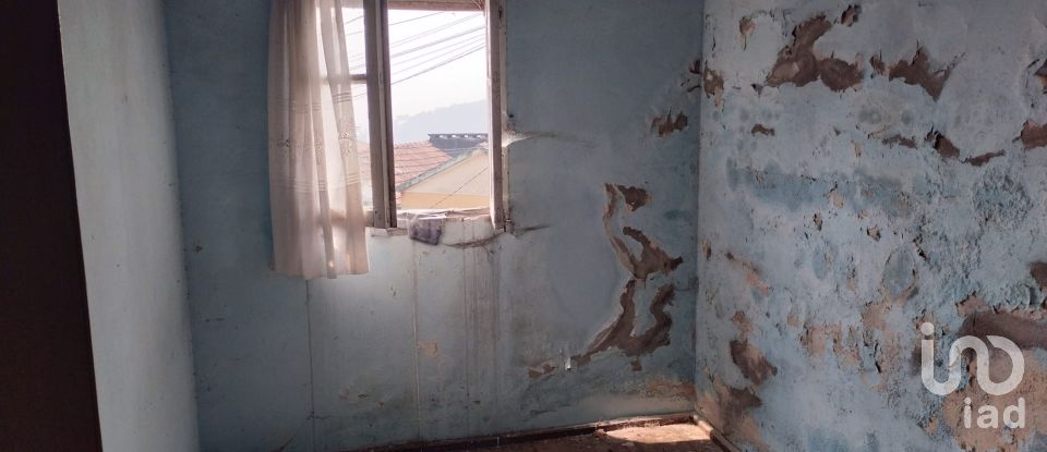 Moradia T2 em Viariz de 340 m²