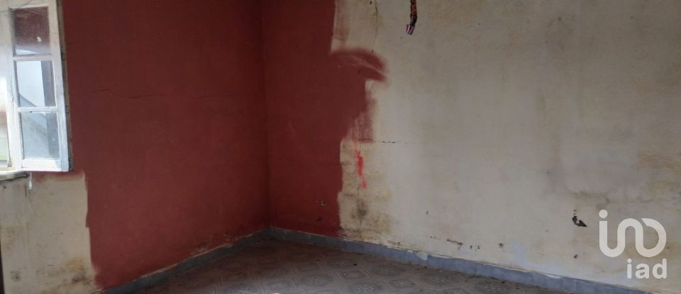 Moradia T2 em Viariz de 340 m²