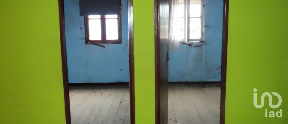 Moradia T2 em Viariz de 340 m²