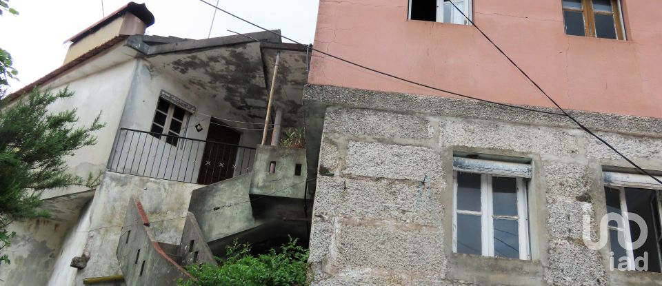 Moradia T2 em Viariz de 340 m²