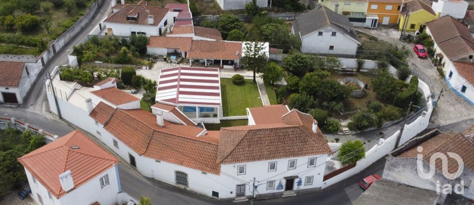 Moradia T3 em Miragaia e Marteleira de 382 m²