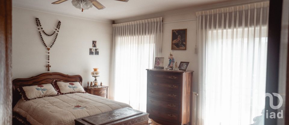 Casa T3 em Sabugal e Aldeia de Santo António de 130 m²