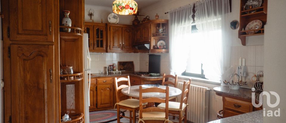 Casa T3 em Sabugal e Aldeia de Santo António de 130 m²