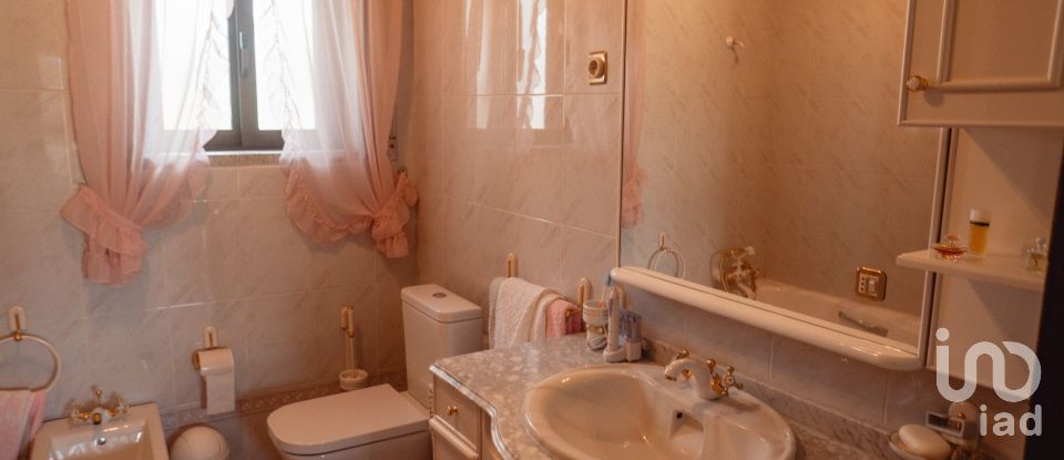 Casa T3 em Sabugal e Aldeia de Santo António de 130 m²