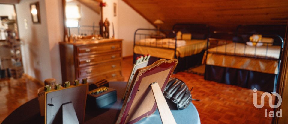 Casa T3 em Sabugal e Aldeia de Santo António de 130 m²