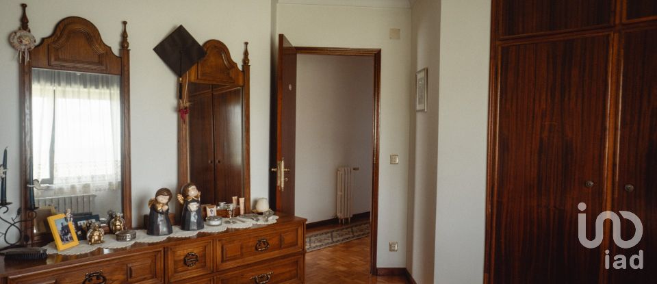 Casa T3 em Sabugal e Aldeia de Santo António de 130 m²