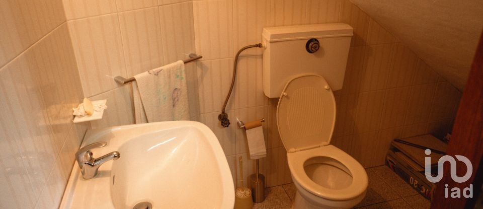 Casa T3 em Sabugal e Aldeia de Santo António de 130 m²