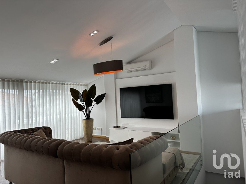 Apartamento T2 em Glória E Vera Cruz de 93 m²