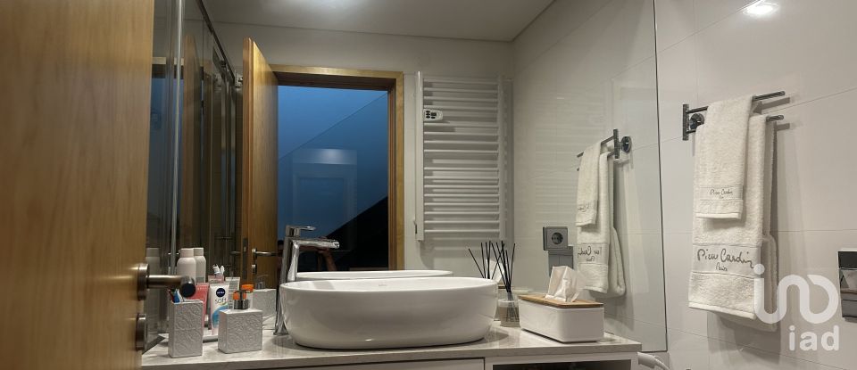 Apartamento T2 em Glória E Vera Cruz de 93 m²