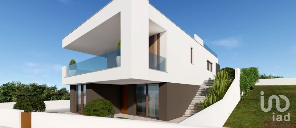 Gîte T3 à Tornada e Salir do Porto de 211 m²