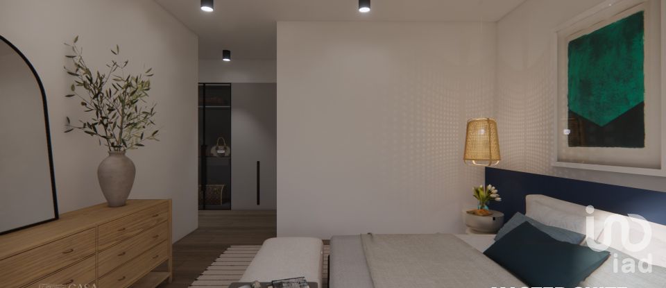 Maison T3 à Ramalhal de 311 m²