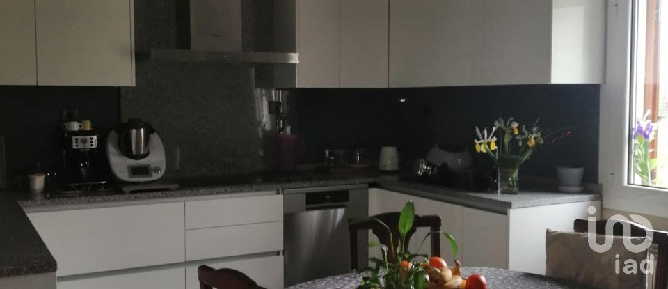 Moradia T4 em Madalena e Samaiões de 250 m²