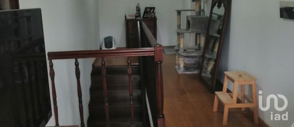 Moradia T4 em Madalena e Samaiões de 250 m²