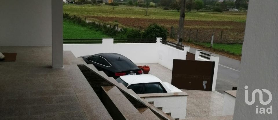 Moradia T4 em Madalena e Samaiões de 250 m²