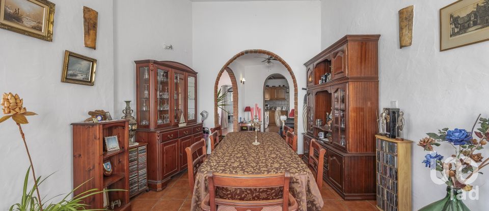 Maison T3 à Alte de 274 m²