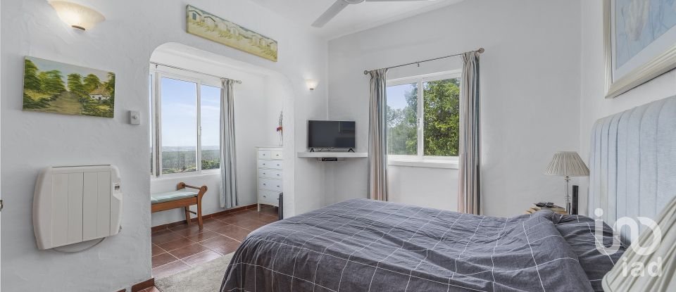 Maison T3 à Alte de 274 m²