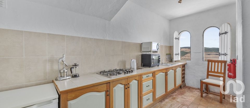 Maison T3 à Alte de 274 m²