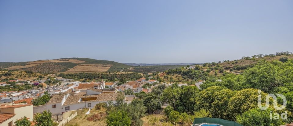 Maison T3 à Alte de 274 m²