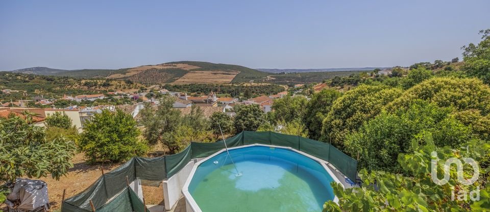 Maison T3 à Alte de 274 m²