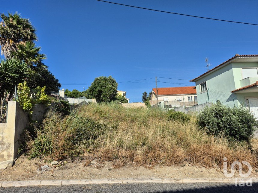 Land in Alcabideche of 378 m²