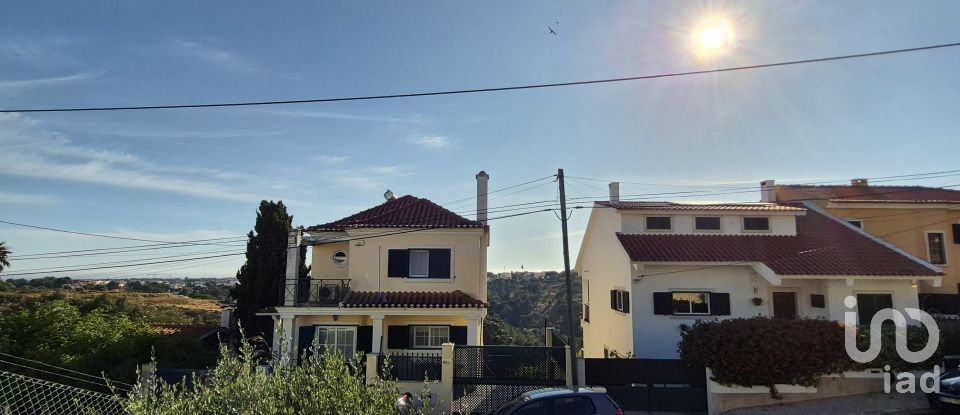 Land in Alcabideche of 378 m²