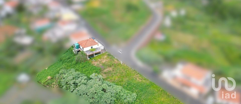 House T2 in Santana of 2,890 m²