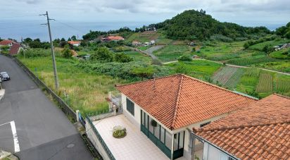 House T2 in Santana of 2,890 m²