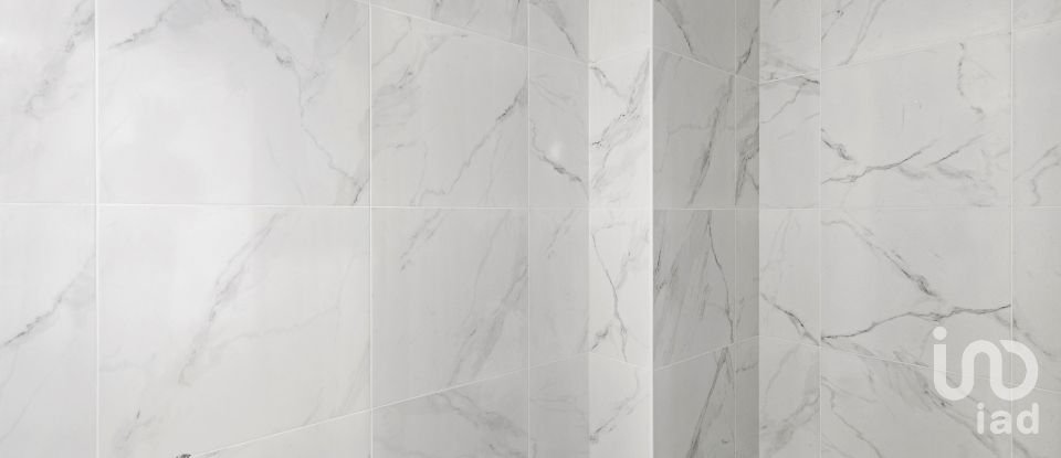 Moradia T4 em Atouguia da Baleia de 295 m²