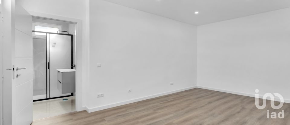 Moradia T3 em Lourinhã e Atalaia de 353 m²