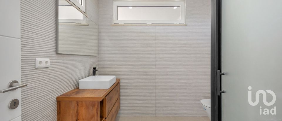 Moradia T3 em Lourinhã e Atalaia de 353 m²